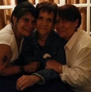 Meet your Posher, Iris